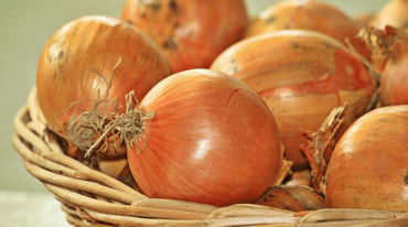 Onions: Health Benefits, Risks & Nutrition Facts